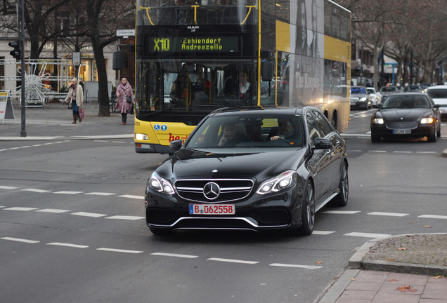 Mercedes-Benz E 63 AMG S W212