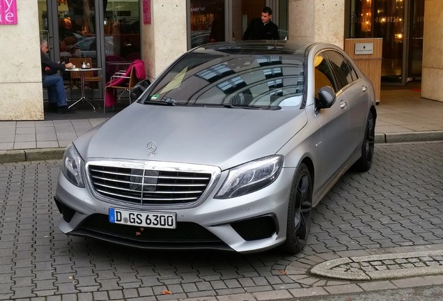 Mercedes-Benz S 63 AMG V222