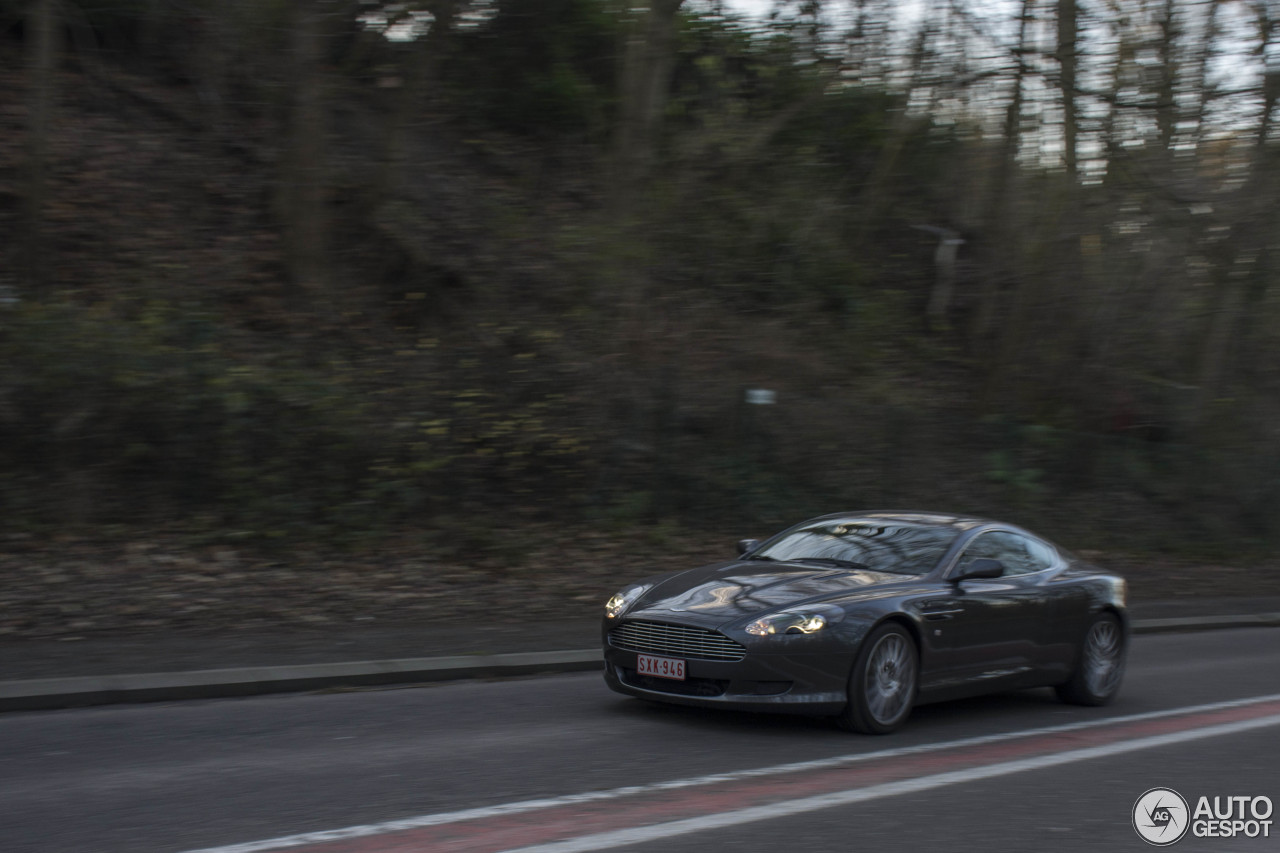 Aston Martin DB9