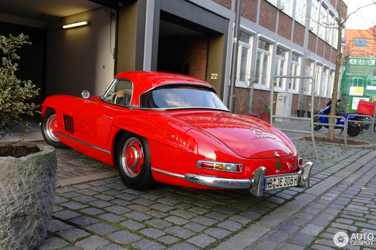 Mercedes-Benz 300SL Roadster