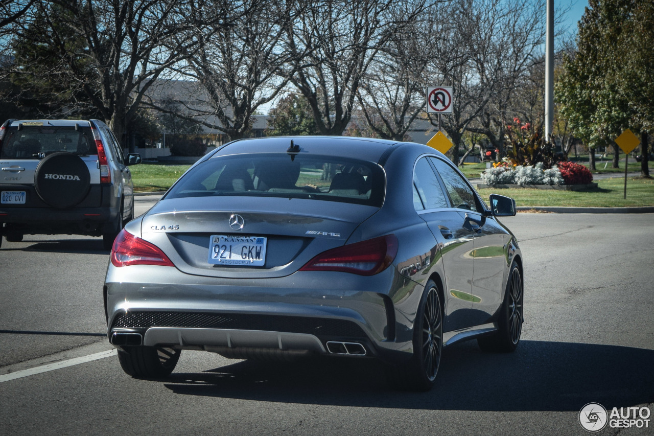 Mercedes-Benz CLA 45 AMG C117