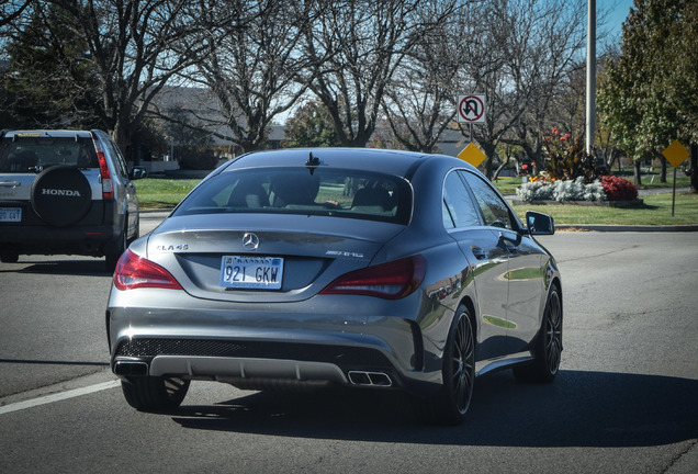 Mercedes-Benz CLA 45 AMG C117