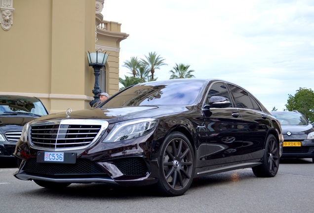 Mercedes-Benz S 63 AMG V222