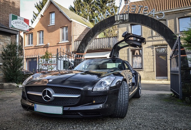 Mercedes-Benz SLS AMG