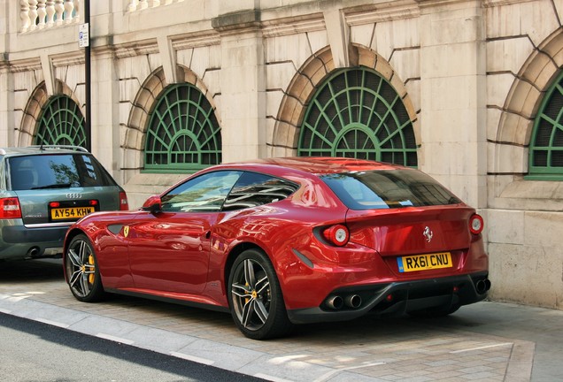 Ferrari FF