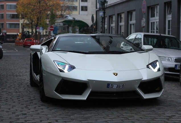 Lamborghini Aventador LP700-4 Roadster