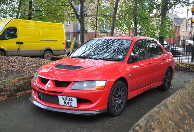 Mitsubishi Lancer Evolution VIII MR FQ-340