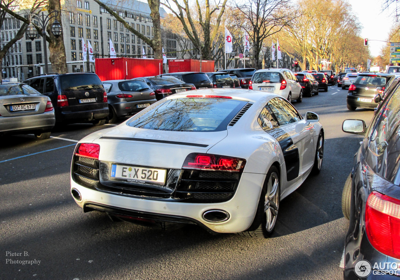 Audi R8 V10