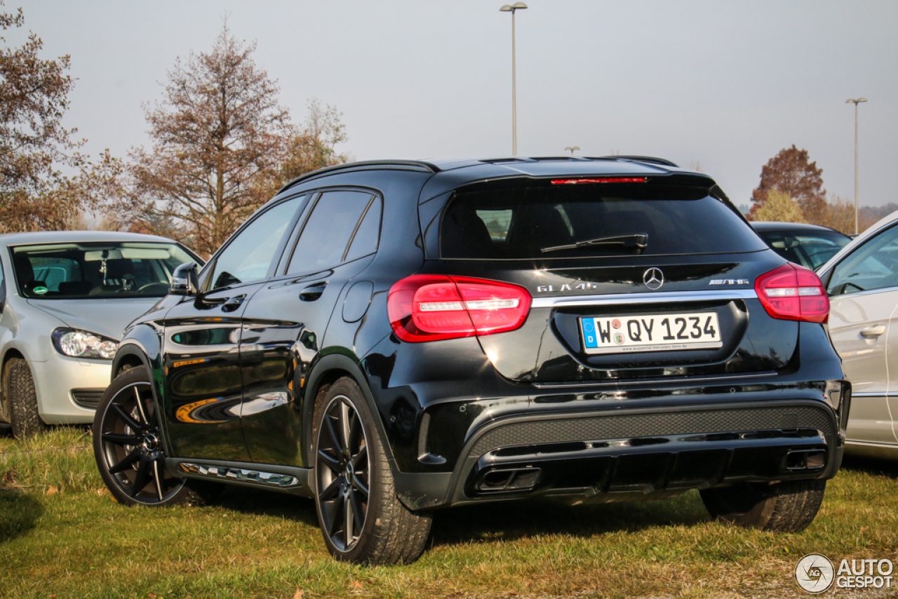 Mercedes-Benz GLA 45 AMG X156