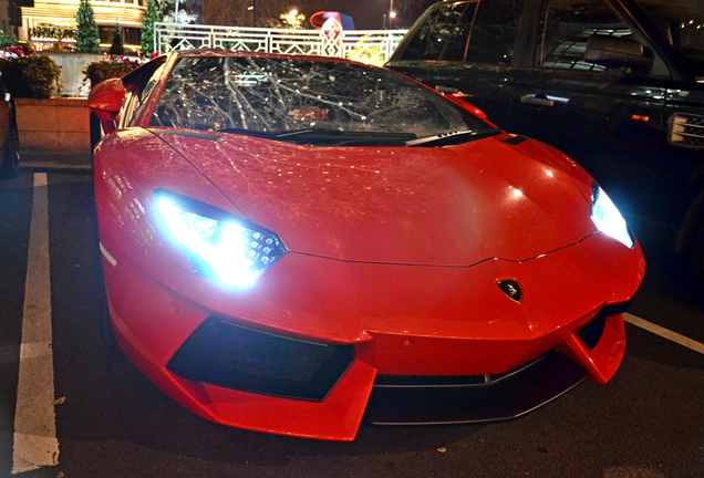 Lamborghini Aventador LP700-4