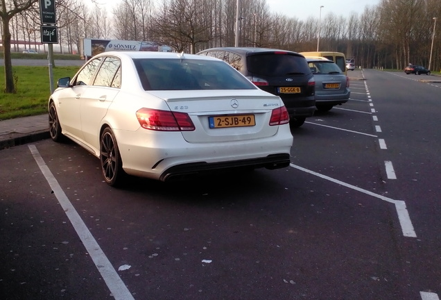 Mercedes-Benz E 63 AMG S W212