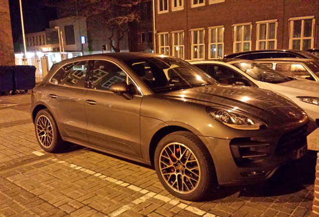 Porsche 95B Macan Turbo