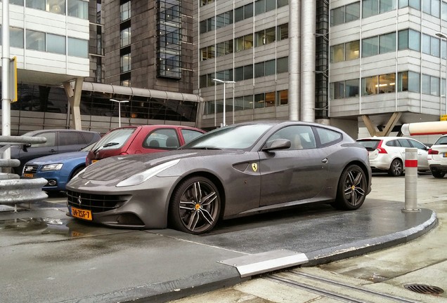 Ferrari FF