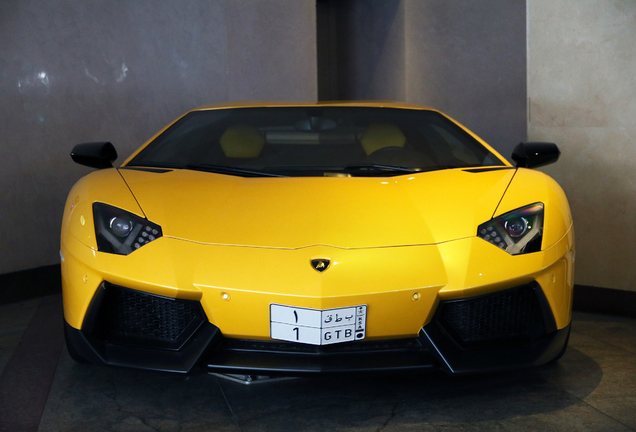 Lamborghini Aventador LP700-4