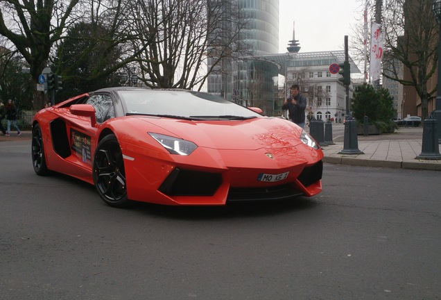 Lamborghini Aventador LP700-4 Roadster