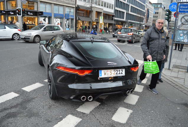 Jaguar F-TYPE R Coupé