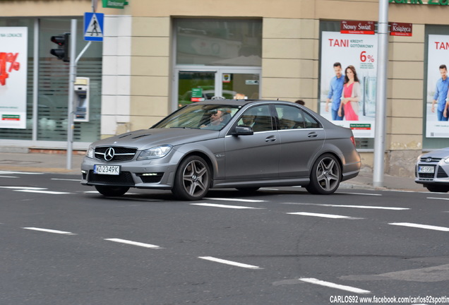 Mercedes-Benz C 63 AMG W204 2012