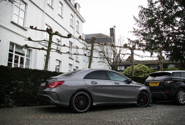 Mercedes-Benz CLA 45 AMG C117