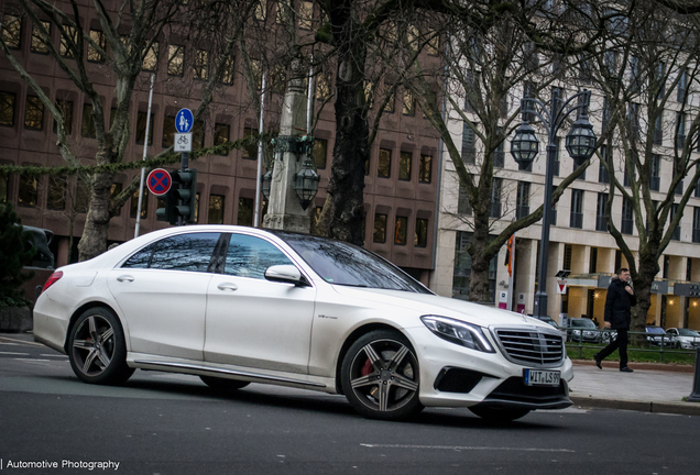 Mercedes-Benz S 63 AMG V222