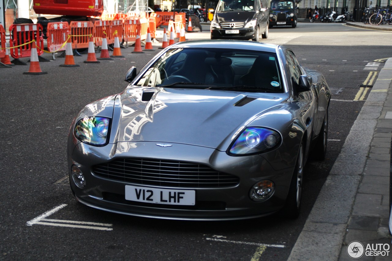 Aston Martin Vanquish S