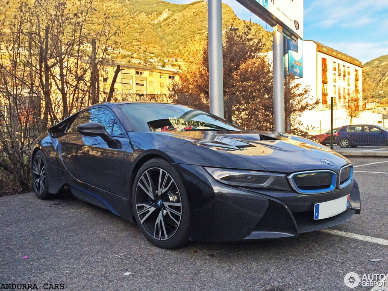 BMW i8