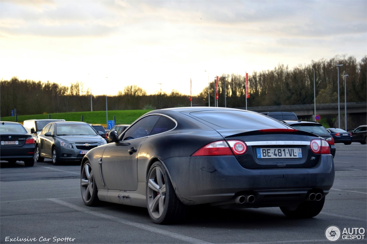 Jaguar XKR Portfolio