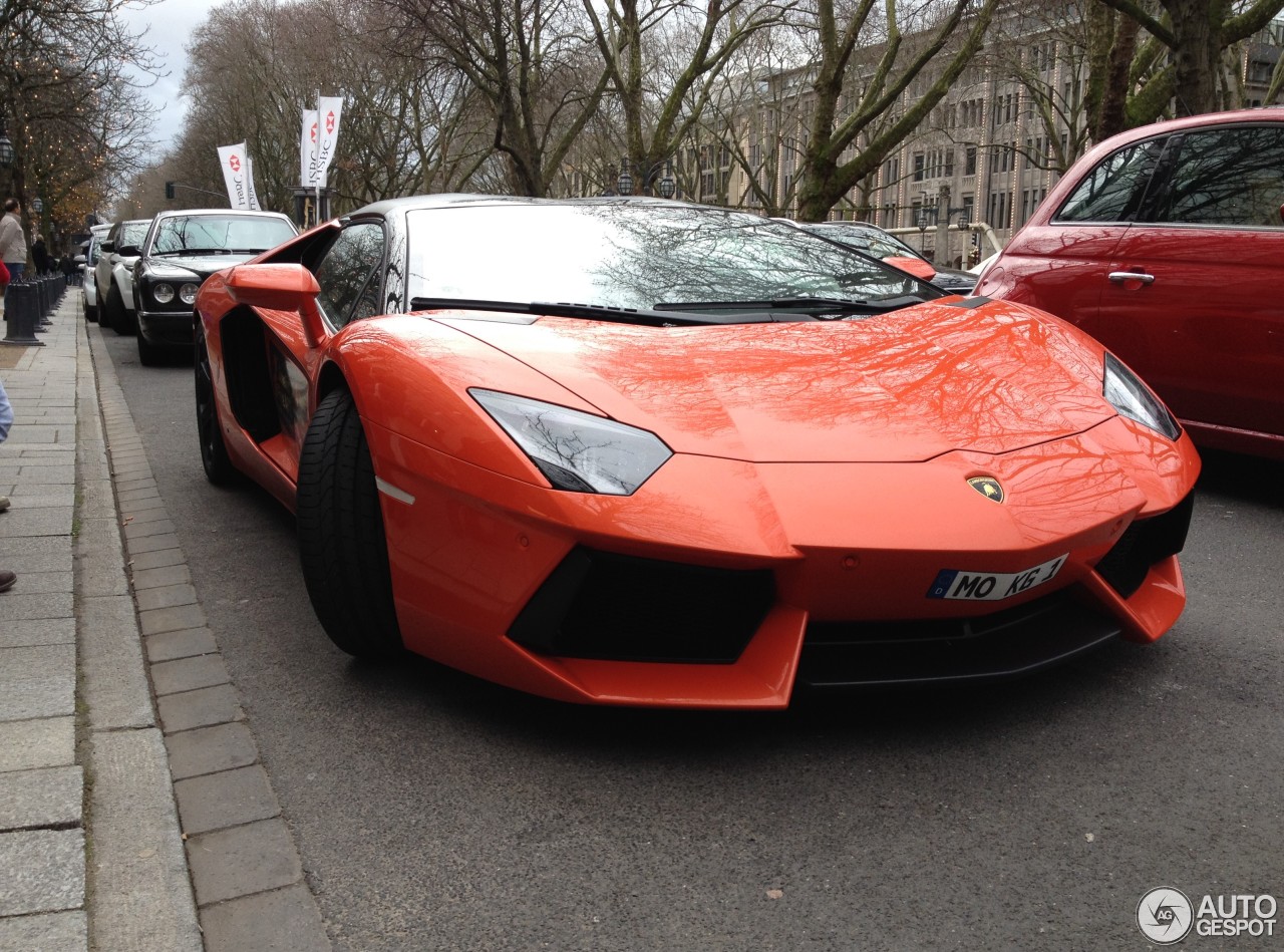 Lamborghini Aventador LP700-4 Roadster