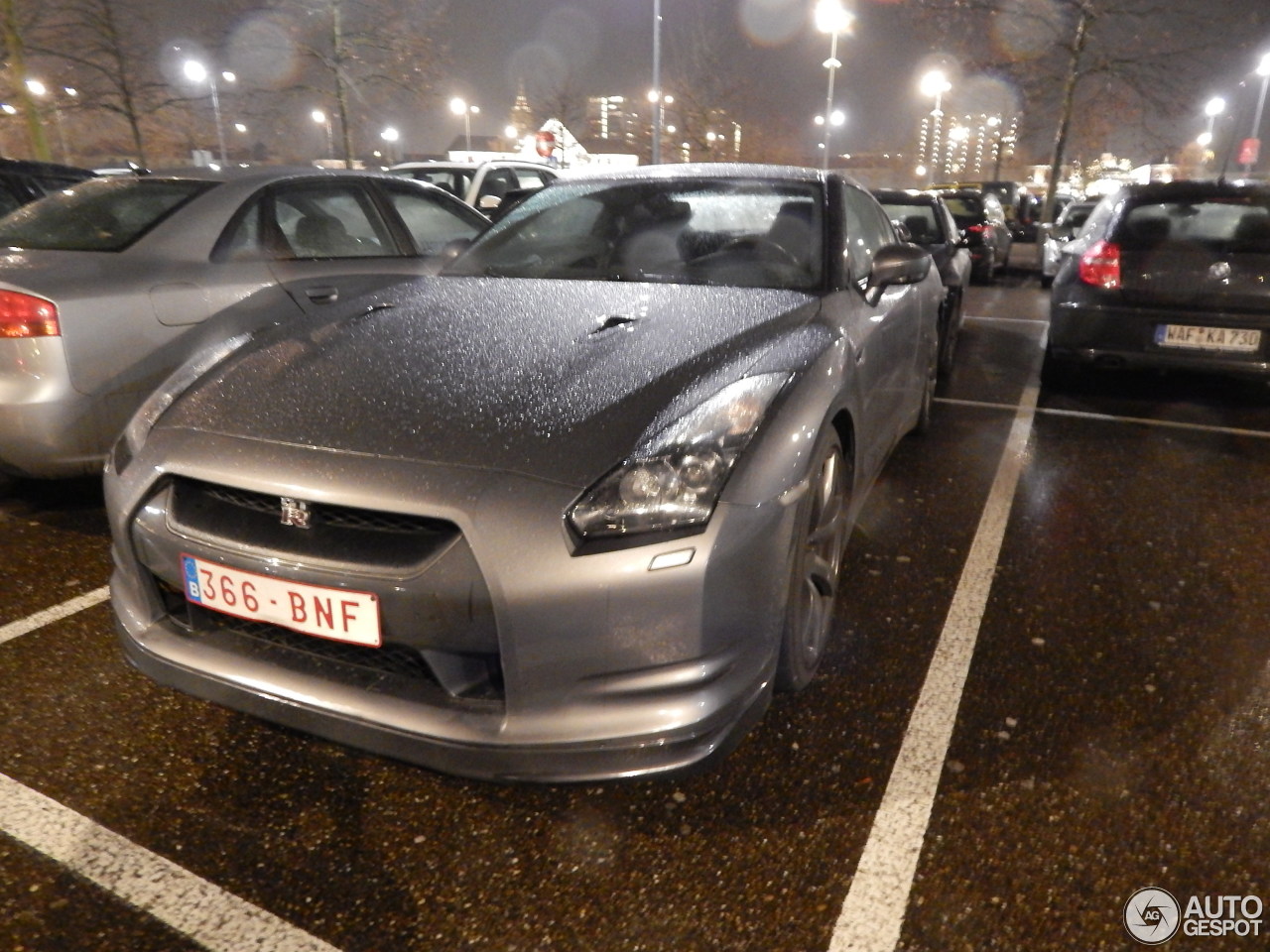 Nissan GT-R