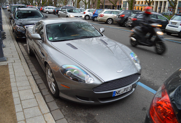 Aston Martin DB9