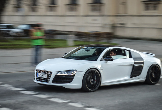 Audi R8 V10