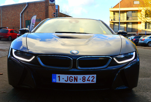 BMW i8