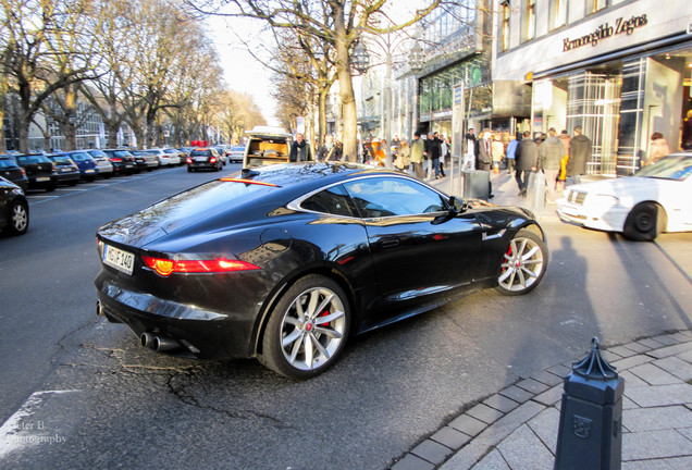 Jaguar F-TYPE R Coupé