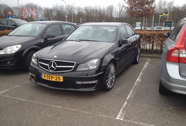 Mercedes-Benz C 63 AMG W204 2012