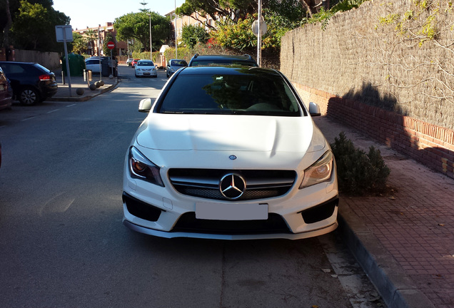 Mercedes-Benz CLA 45 AMG C117