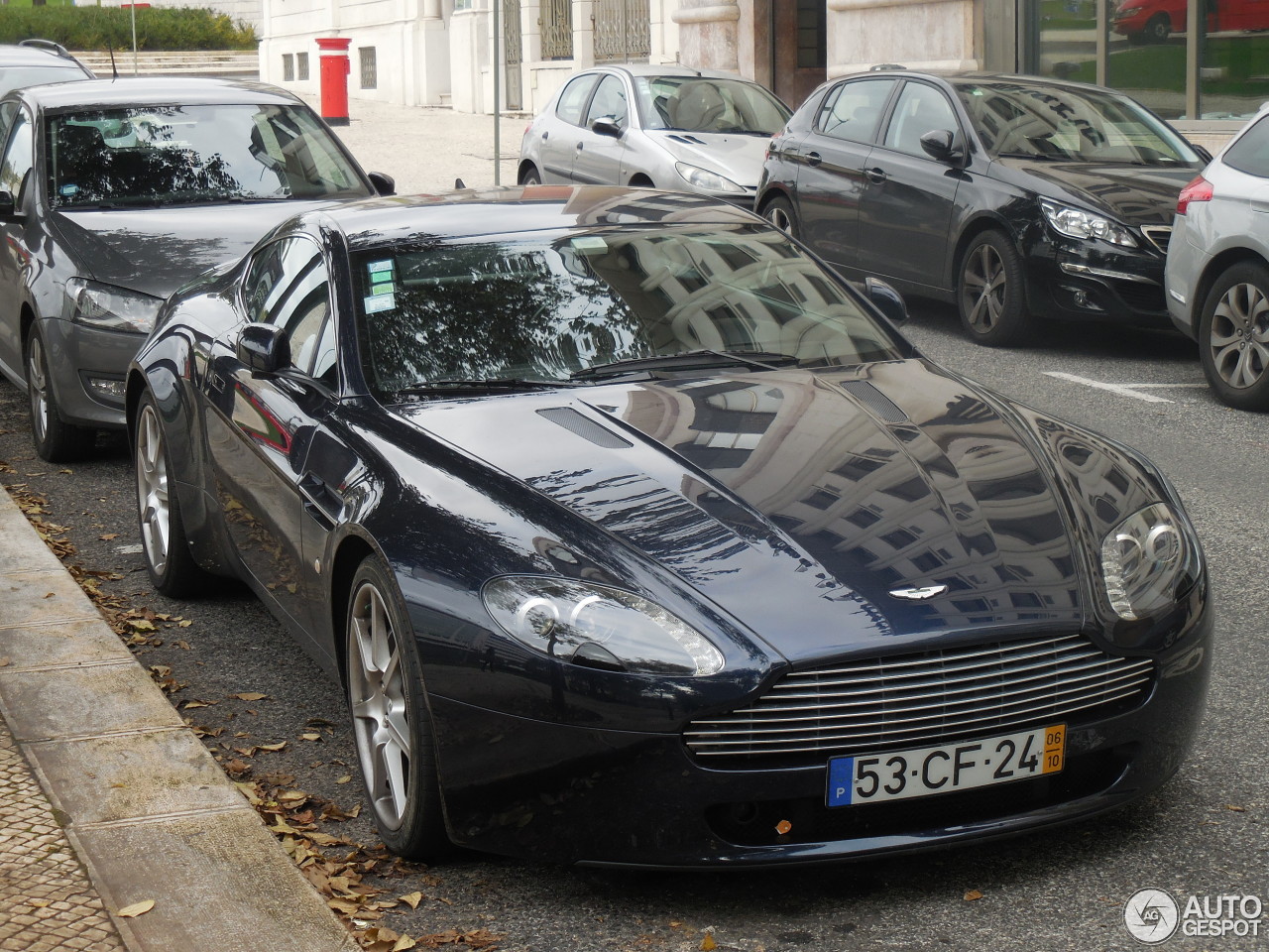 Aston Martin V8 Vantage