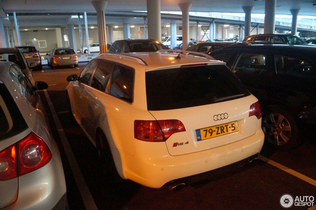 Audi RS4 Avant B7