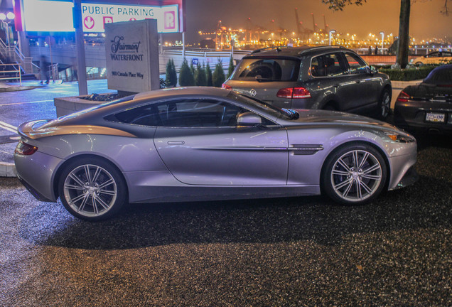 Aston Martin Vanquish 2013