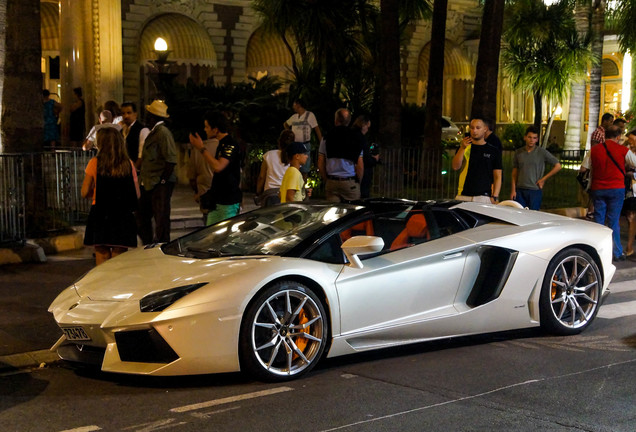 Lamborghini Aventador LP700-4 Roadster