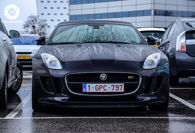 Jaguar F-TYPE S Convertible