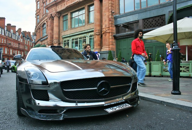 Mercedes-Benz Oakley Design SLS AMG Carbon Edition