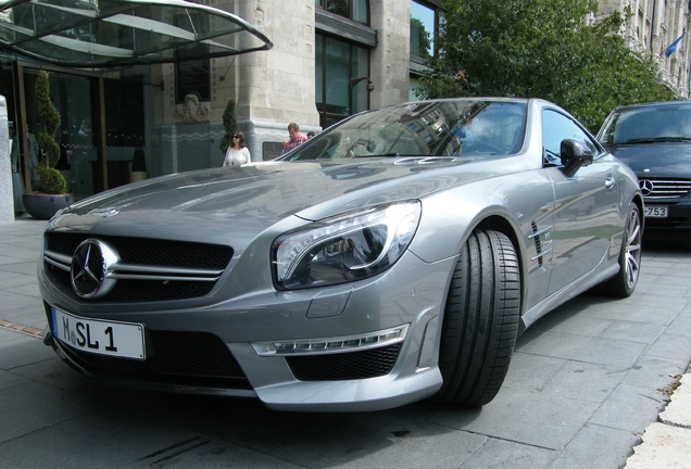 Mercedes-Benz SL 63 AMG R231