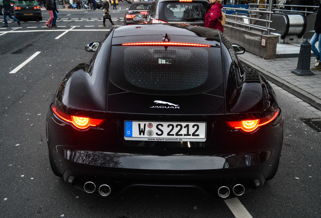 Jaguar F-TYPE R Coupé