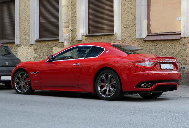 Maserati GranTurismo S Automatic