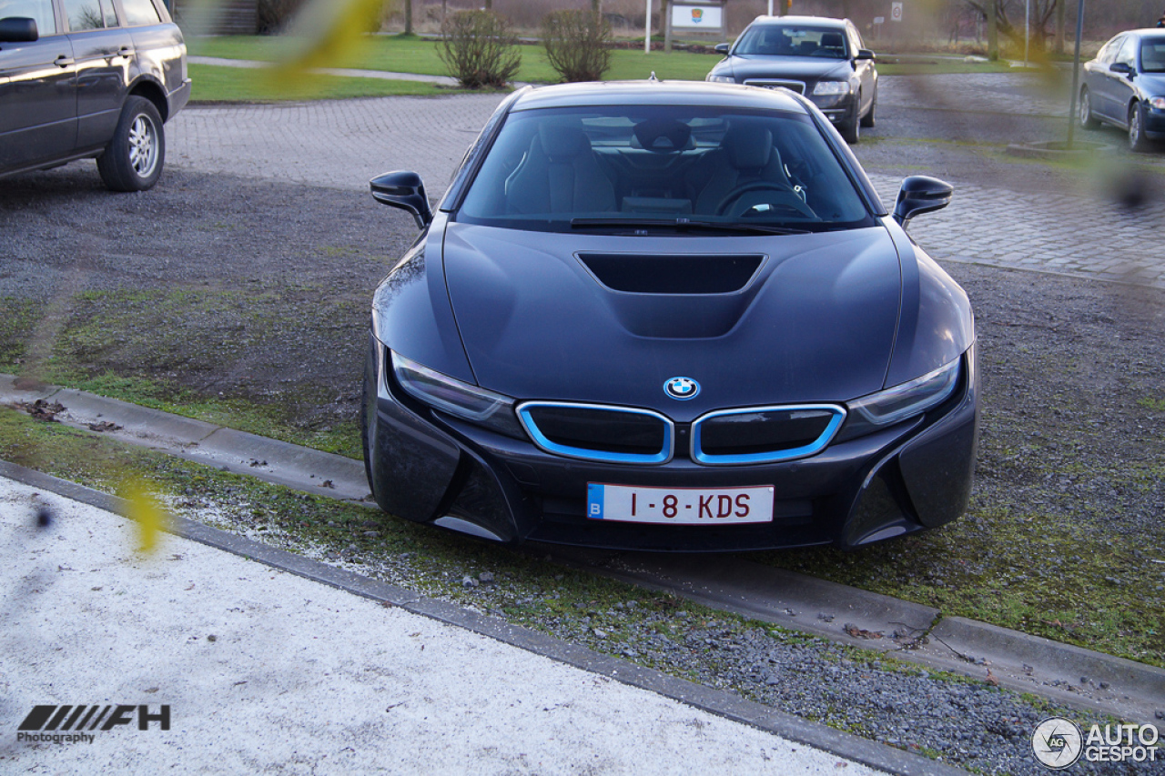 BMW i8