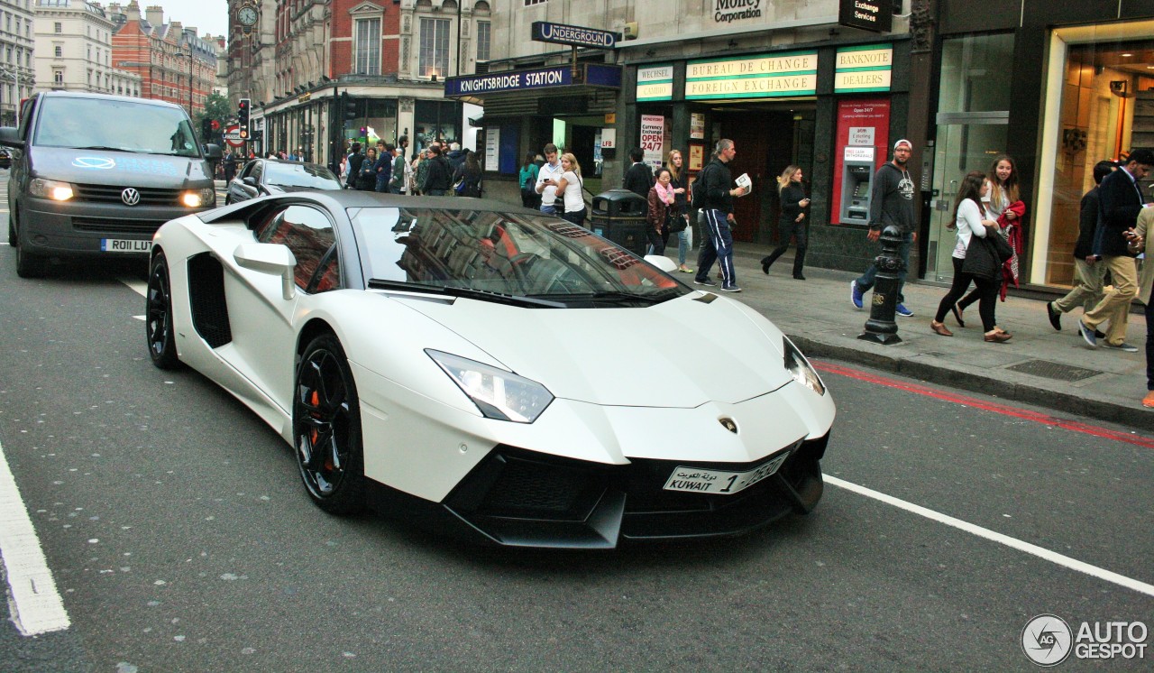 Lamborghini Aventador LP700-4