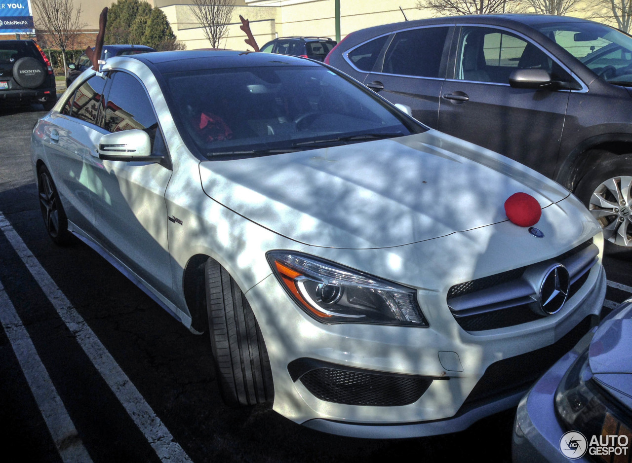 Mercedes-Benz CLA 45 AMG C117