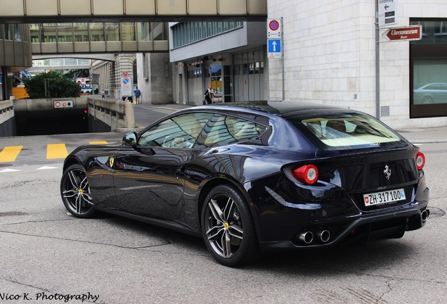 Ferrari FF