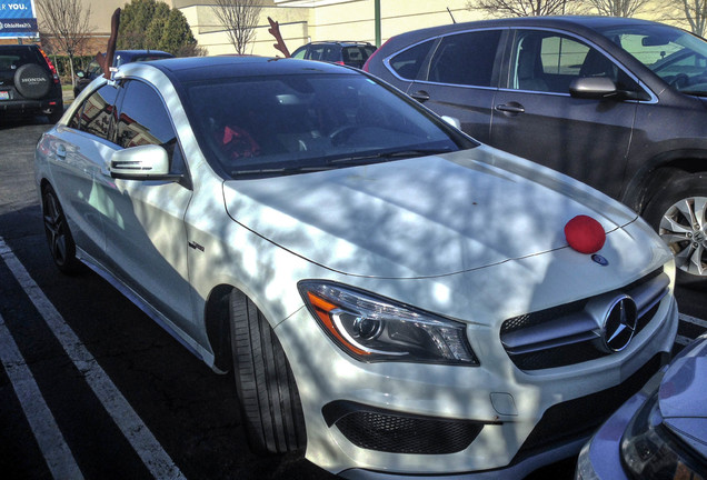 Mercedes-Benz CLA 45 AMG C117