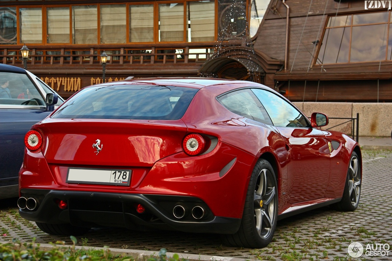 Ferrari FF