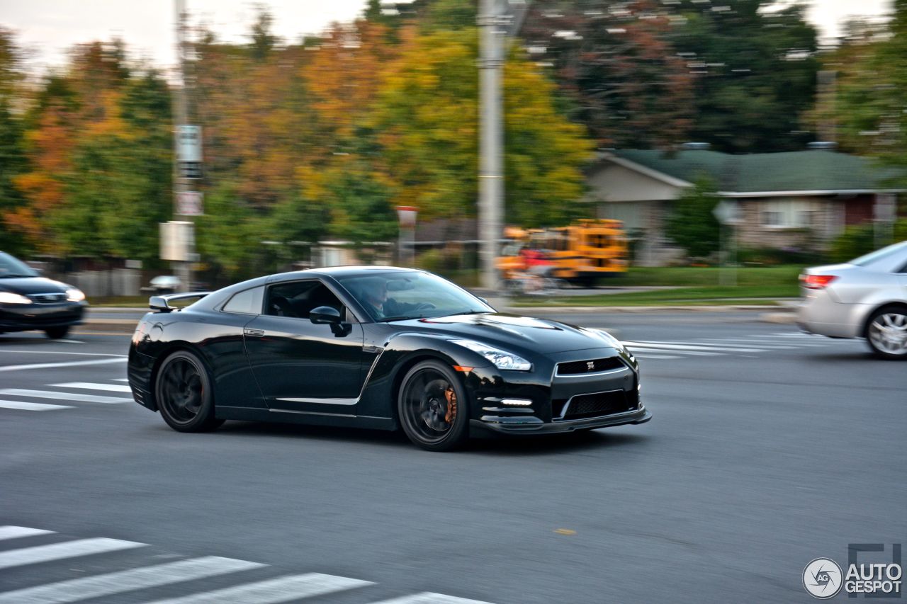 Nissan GT-R 2013